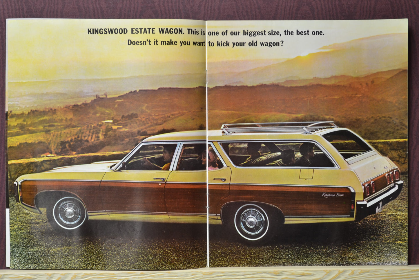 1969 Chevrolet Kingswood estate Wagon Dealer Brochure – Classic Wagon Collector’s Piece