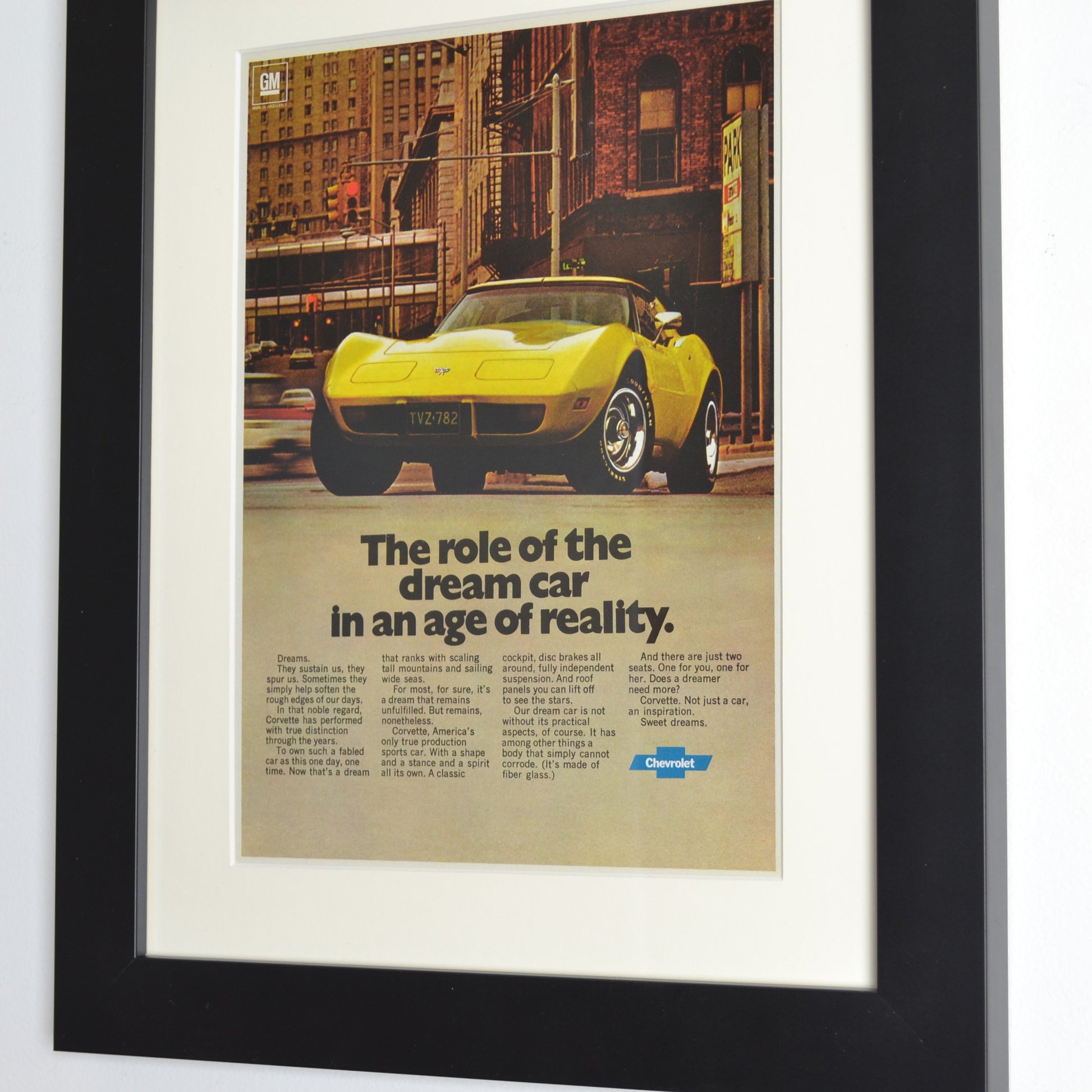 1976 Chevrolet Corvette Ad - Vintage Muscle Car Print side view