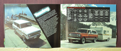 1980 International Scout Dealer Brochure, sales ad, towing