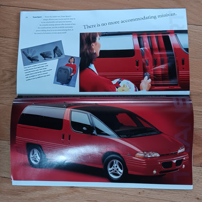 1995 Pontiac Trans Sport minivan brochure red model interior