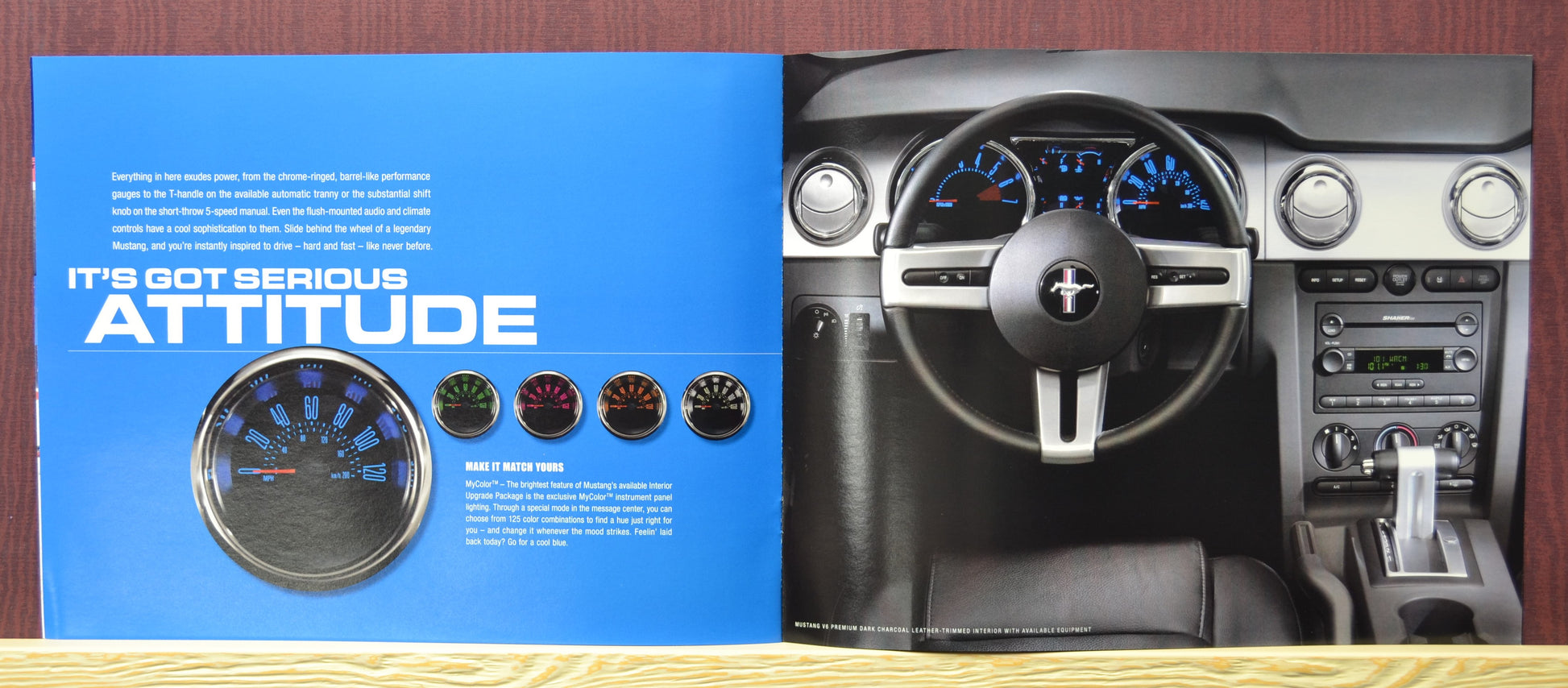 2006 Ford Mustang Dealer Brochure interior image